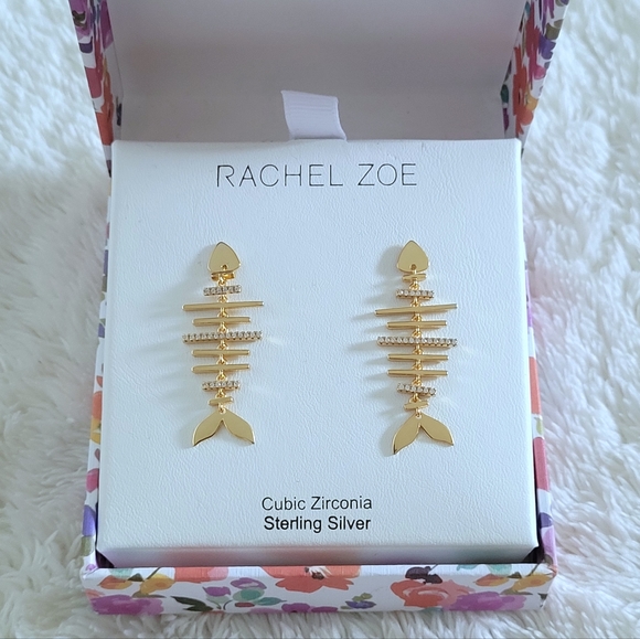 Rachel Zoe Gold💛 Fish🐠 Bone🦴 Earrings - NIB - Picture 10 of 15